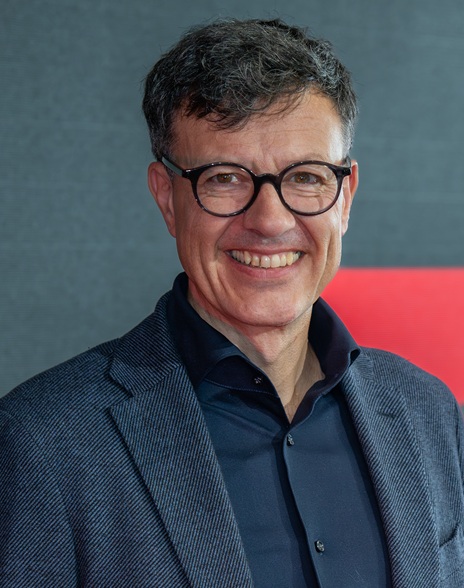 Speaker Andreas Gebhardt Headshot 1